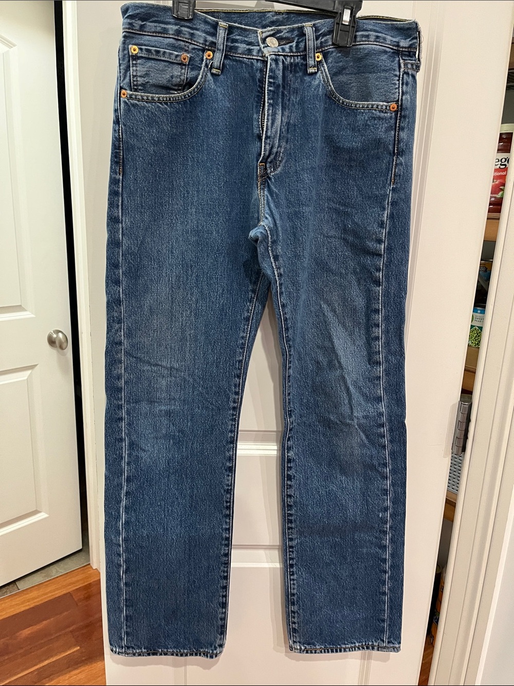 Classic Straight-Leg Men’s Levi Jeans in Dark Blue